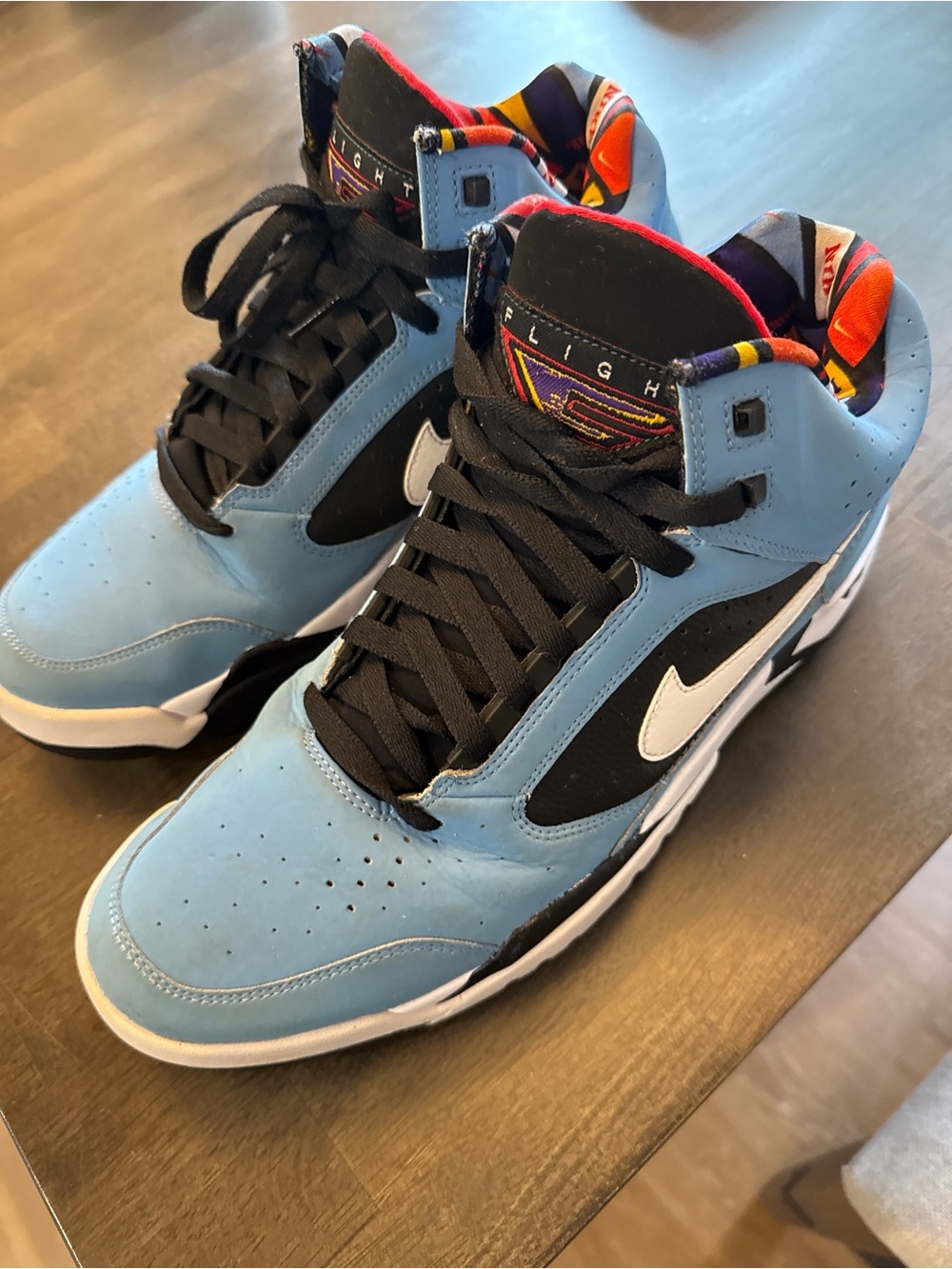 Nike Mid-Top Sneakers in Light Blue, Black & White with Multicolor Lining